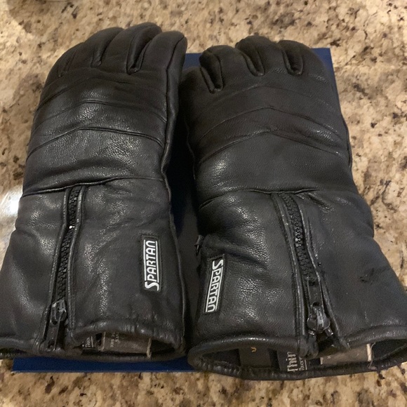 Thinsulate motorcycle gloves by Spartan. - Picture 1 of 5